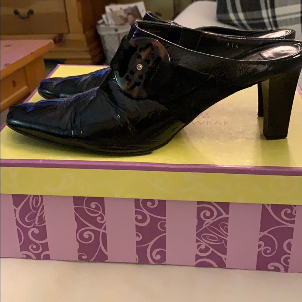 Brighton patent leather mules
